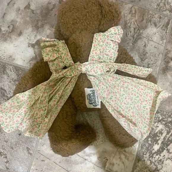 Stuffed Plush Bear 1995 Cottage Collectible Named "Meredith" in great  condition - Picture 14 of 16